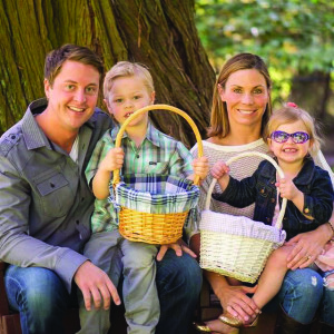 Clay Ishmael with his wife Erin and their children Alexa (3) and Cody (5).